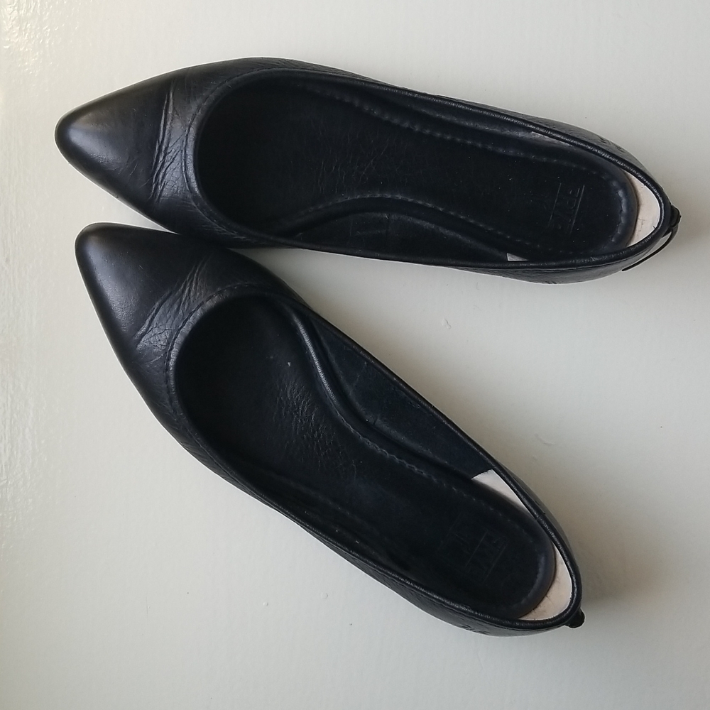 Frye Black Flats 6.5